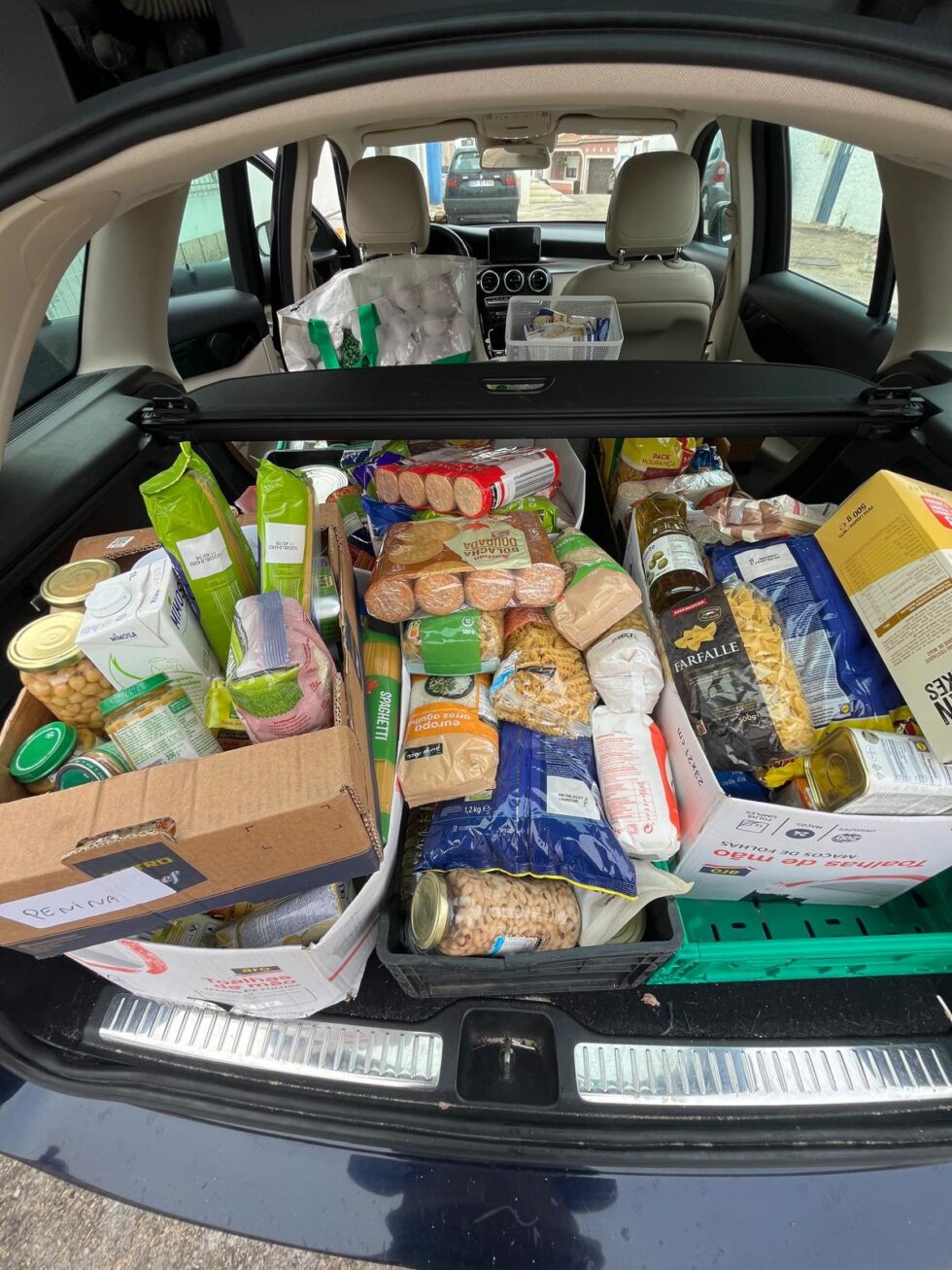 donativos da população de Alvor e do Colégio da Penina II